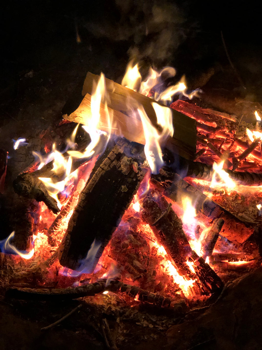 "FIREY FIG FUSION" GOURMET HOT SAUCE  Hickory Smoked Sweet Figs & Garlic